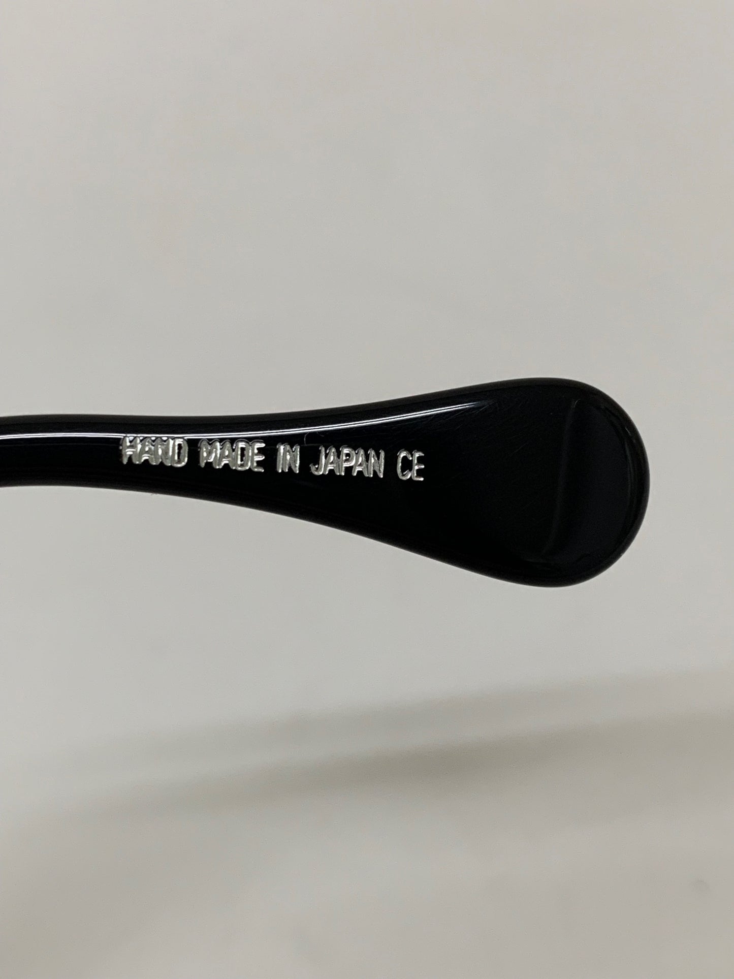シェイディー キャラクター SCPL-011A メガネ ブラック ARNIE The Ruby Slippers ITML2CZT7YKD