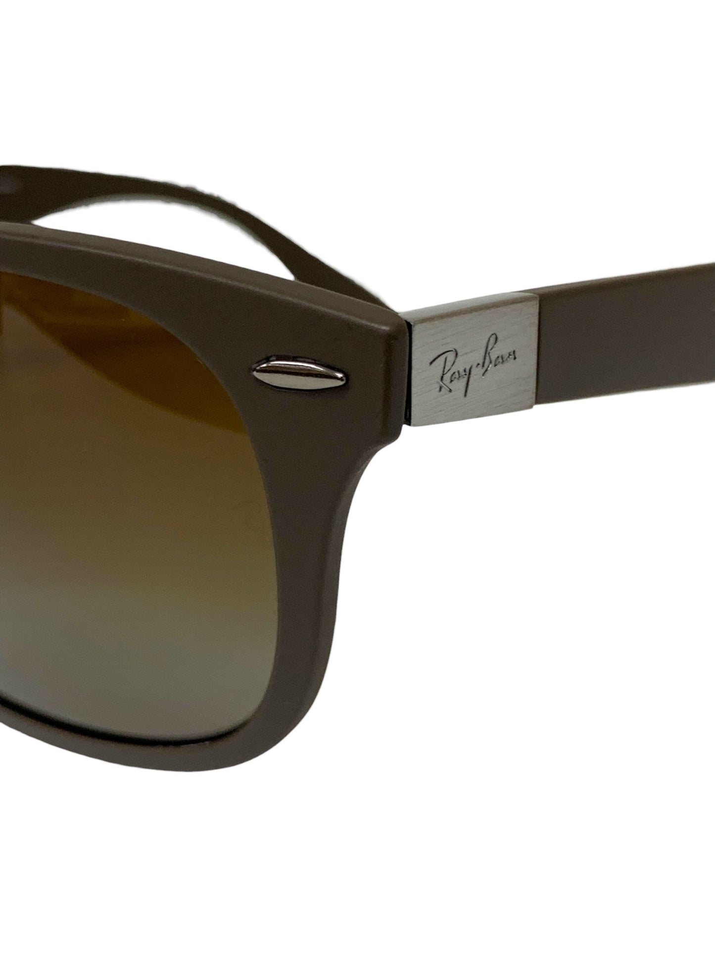 レイバン NEW WAYFARER LITEFORCE RB4207 サングラス グレー セルフレーム スクエア IT2ZW5AEK1JS