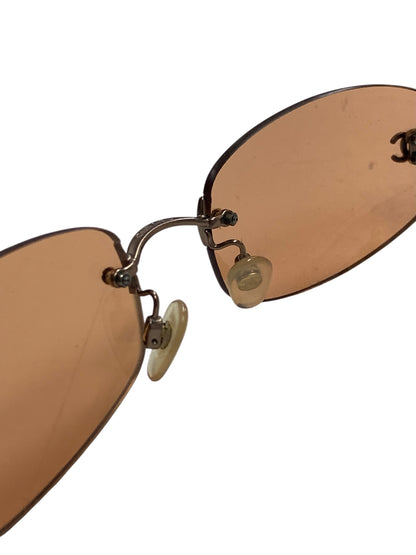 シャネル 4002 サングラス ブラウン ココマーク メタルフレームリムレス（フチなし）スクエア ITKJD9Y3BBL8