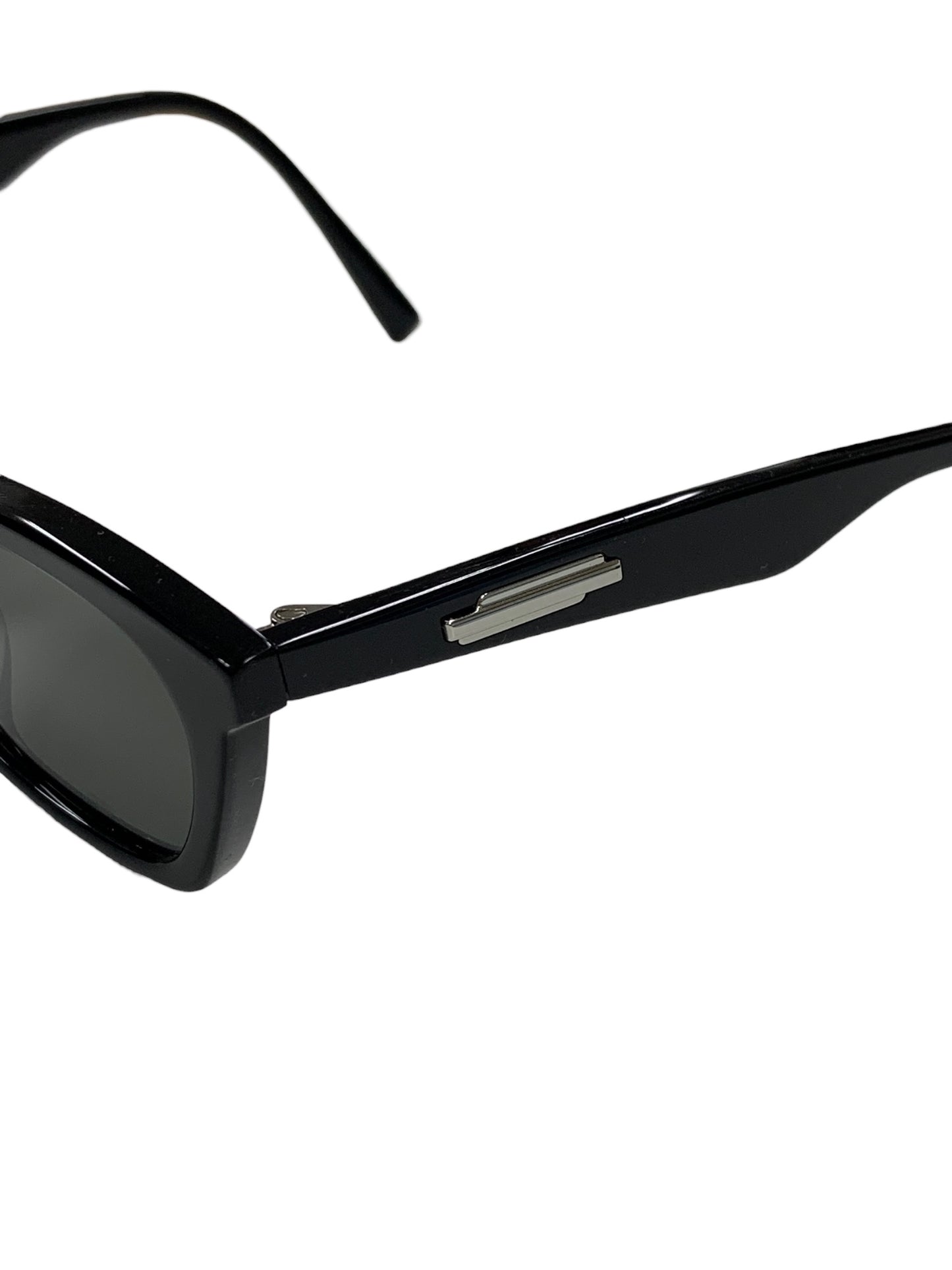 ジェントルモンスター LOTI サングラス ブラック セルフレーム フルリム ウェリントン ITOZVQ2VBVG2